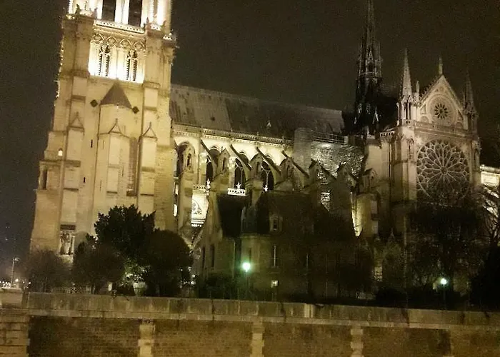 Quartier Latin *