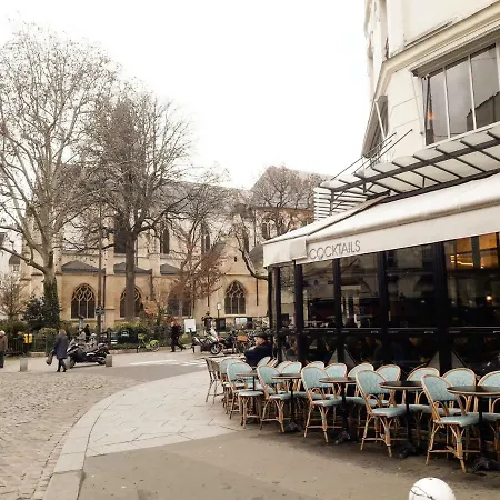 Quartier Latin Appartamento